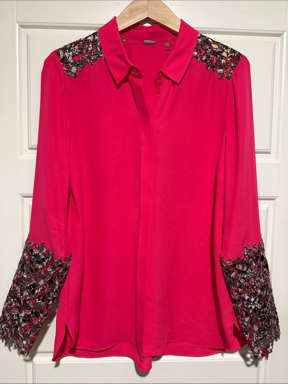 Elie Tahari Women's Silk Blend Blouse 100% pink M Bohemian lace